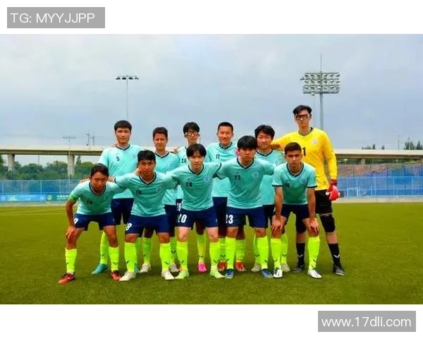 足球球星18荣耀之路展现拼搏精神与绿茵场上的传奇瞬间